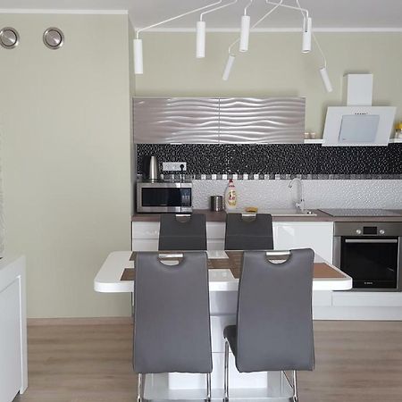 Wroclaw Apartamenty Kepa Mieszczanska Ngoại thất bức ảnh
