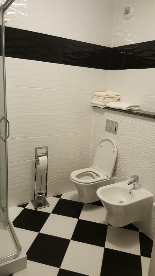 Wroclaw Apartamenty Kepa Mieszczanska Ngoại thất bức ảnh