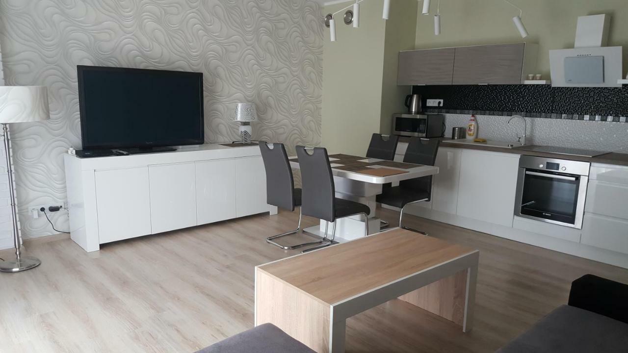 Wroclaw Apartamenty Kepa Mieszczanska Ngoại thất bức ảnh